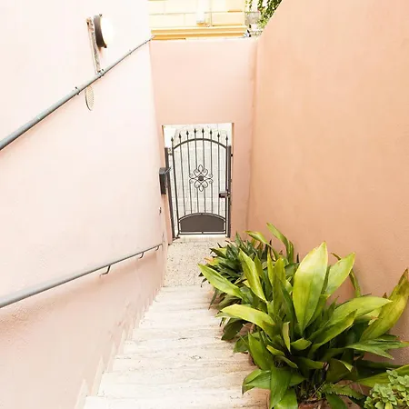 Apartamento Sunset - Relax E Privacy A 2 Passi Dal Mare